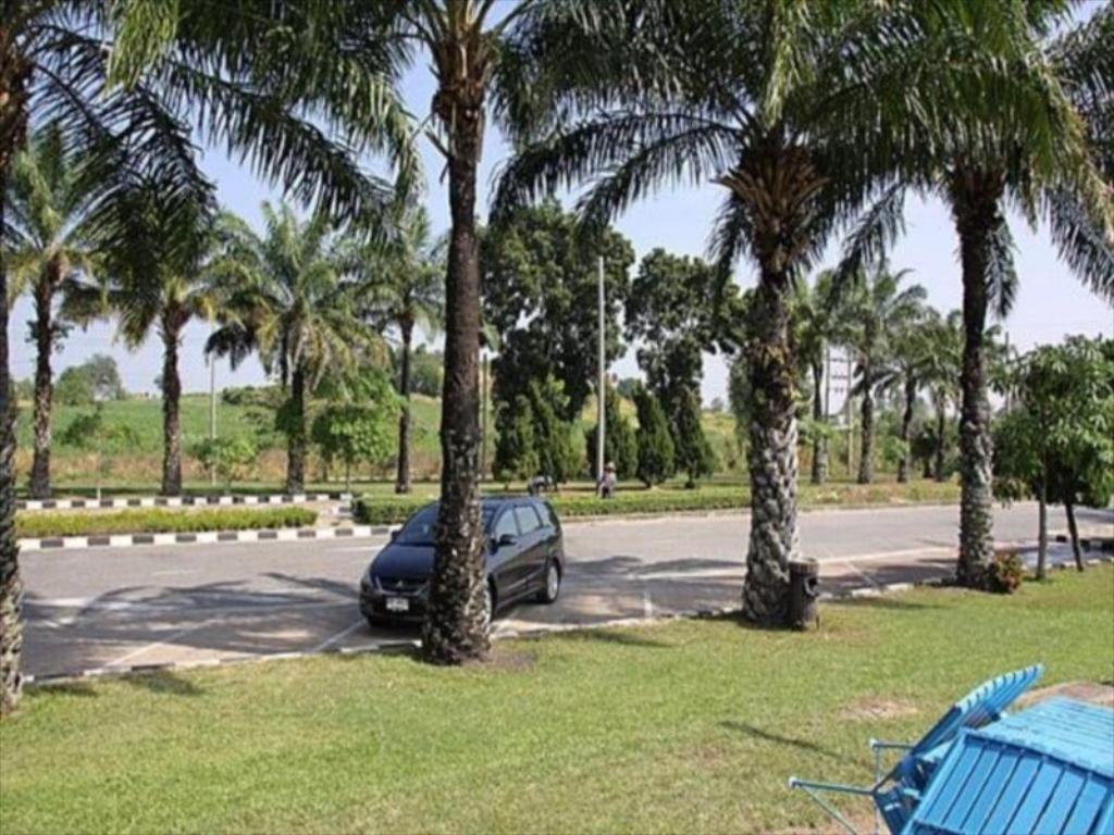 Pattaya Country Club & Resort Ban Pong  Bagian luar foto