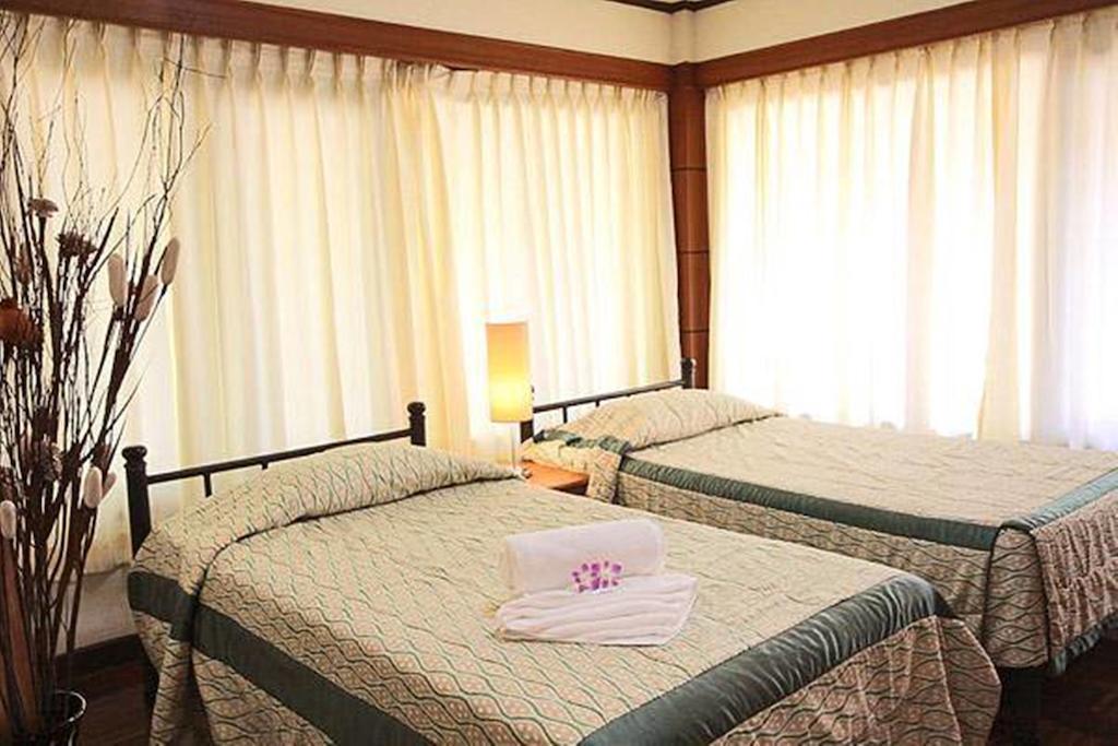 Pattaya Country Club & Resort Ban Pong  Bagian luar foto