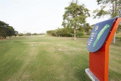 Pattaya Country Club & Resort Ban Pong  Bagian luar foto